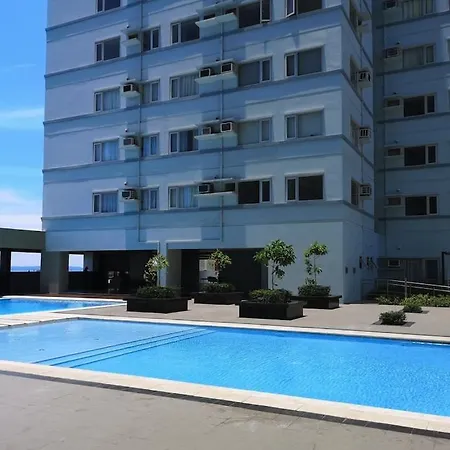 Cozy Studio In Metro Davao With W&D, Pool, & Gym Exterior photo