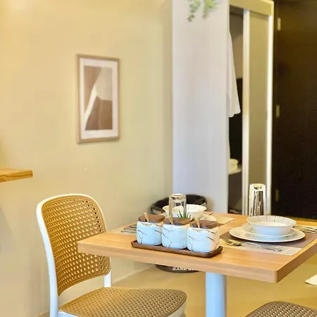 Cozy Studio In Metro Davao With W&D, Pool, & Gym Exterior photo